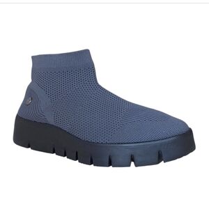 Bernie Mev NWOT Platform Bootie Streetwear Sporty Chic Athleisure 39  US 8.5